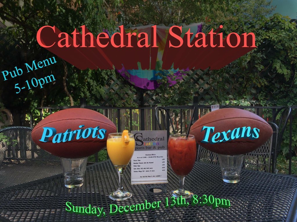 CSSportsBar's tweet image. Pats at 8:30! Kitchen open till 10. Come hang out on this mild December evening.