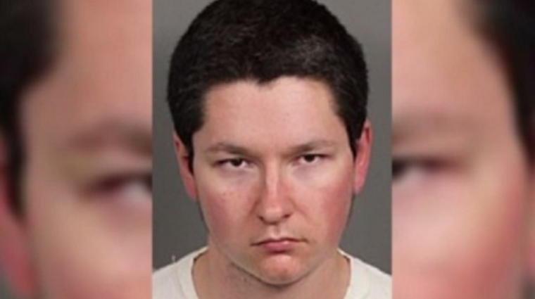 A California man accused of setting a California mosque on fire was arrested. #local10 bit.ly/1miOq2B?utm_me… https://t.co/CTUquO1ZoC