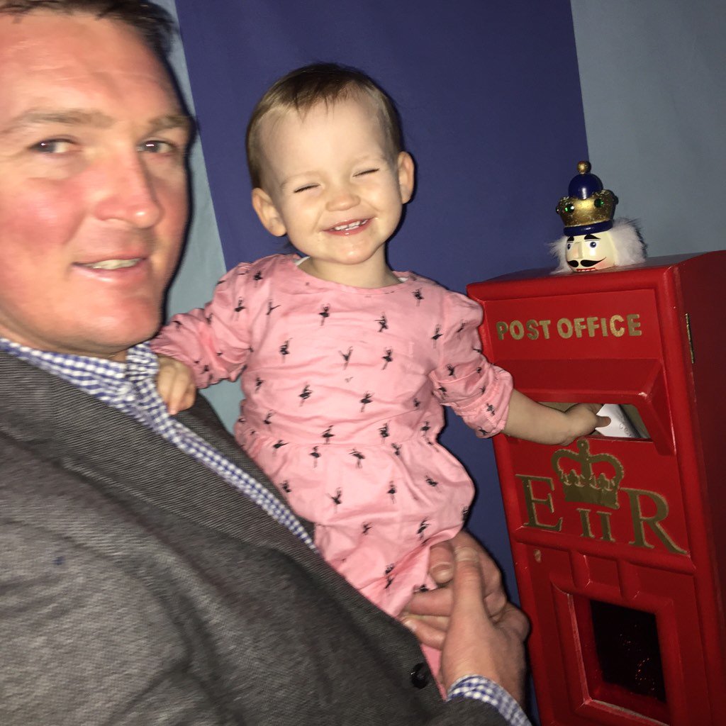 NeilDally12's tweet photo. Seren posting her letter to Santa at the Celtic manor christmas Kingdom loved it #memorysforlife https://t.co/ghnsnsRzgh