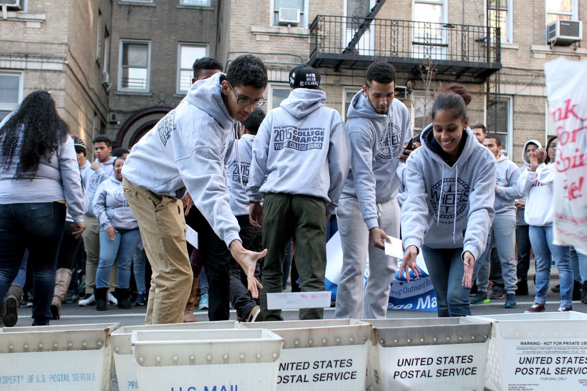 WHEELSnyc's tweet photo. Congrats to Class of 2016 on taking their next steps on the path to college. #collegemarch2015 @WHEELSReports https://t.co/GPQjbXdqCM