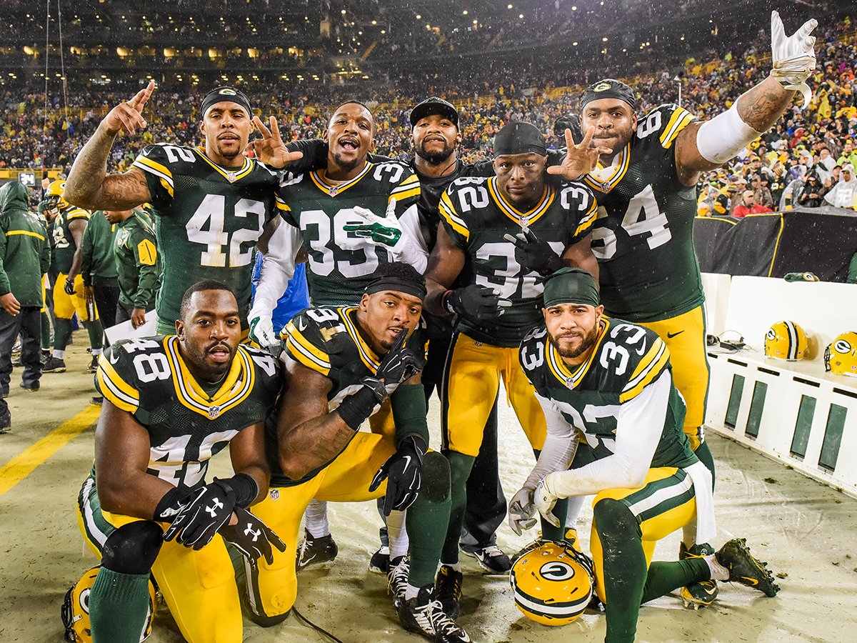 packers's tweet photo. #Squad #GoPackGo https://t.co/n7C3E49sa7