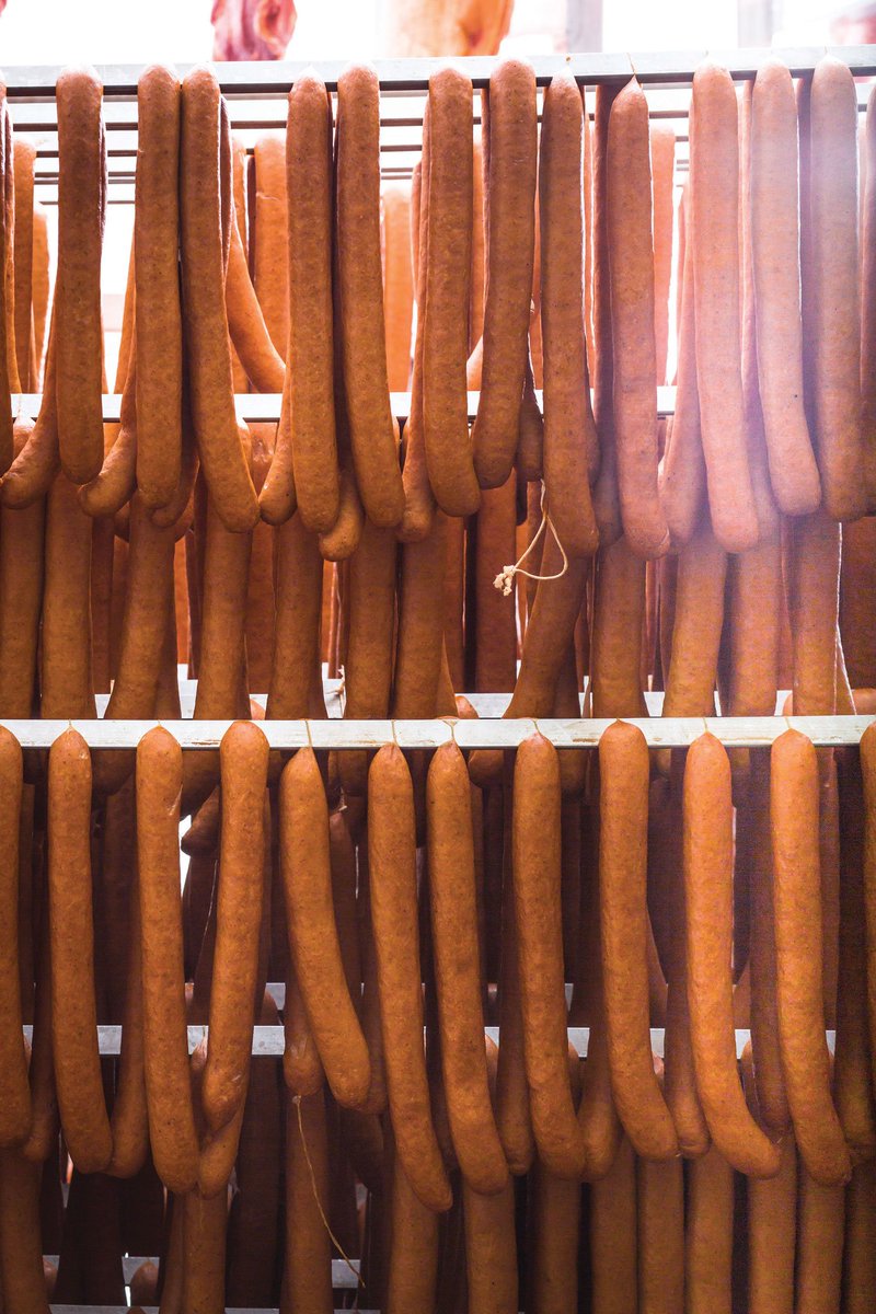 LuckyPeach's tweet photo. Sunday project: get started on making your own hot dogs. https://t.co/Ixd45tMTeH https://t.co/SqOMVtbyBy