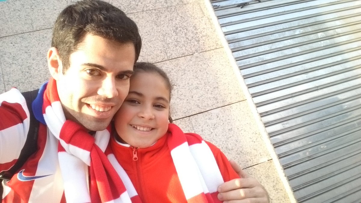 alfonsocogeces's tweet photo. Nada mejor que hacer realidad el sueño de una pequeña atlética 😊😊 https://t.co/pzj9S3v8sj