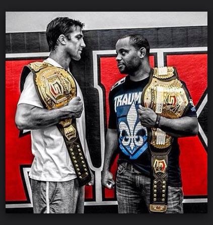 minget's tweet photo. @dc_mma your the reason,who will be new champ @LukeRockhold !Congrats DC and your team @AKA_HQ!! Good team https://t.co/h8A3UkogN4