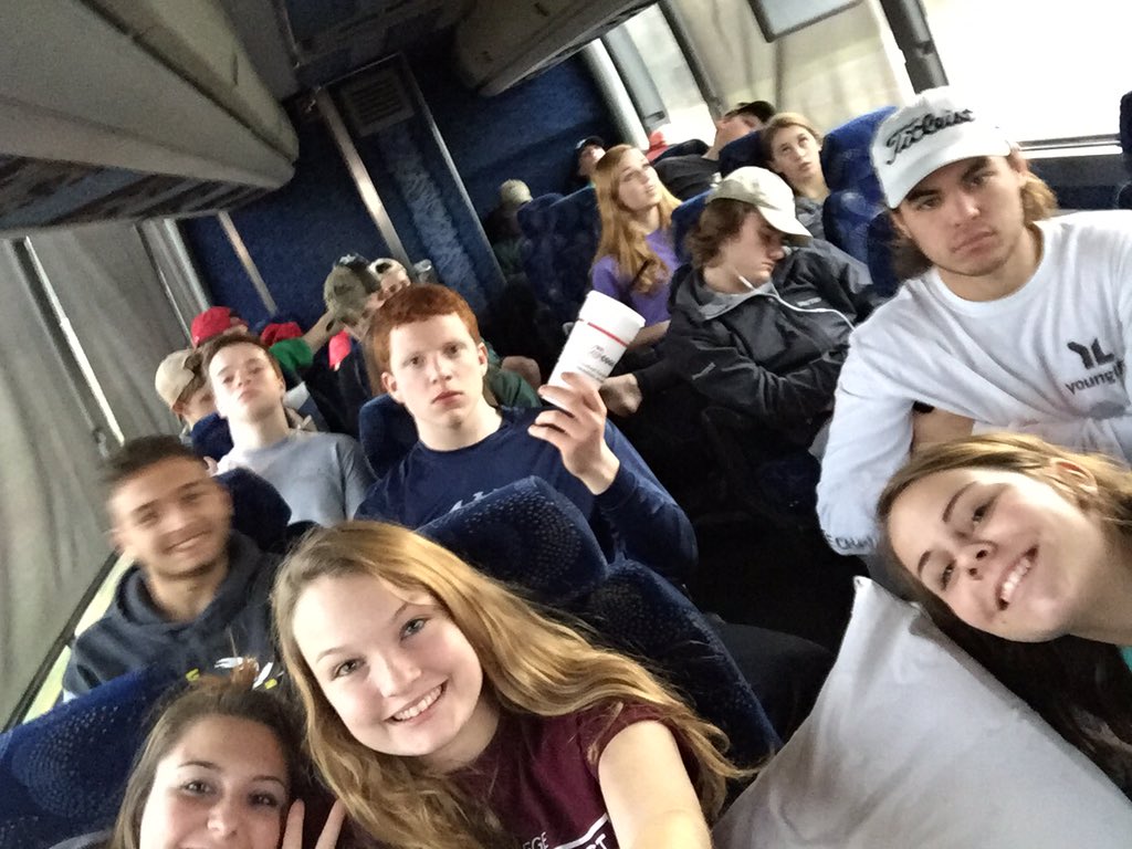 Brenna_Baran's tweet image. best weekend ever👭❤️ #YoungLife #fallweekend