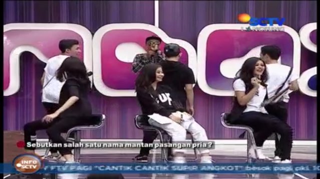 Hayo siapa yang pada kepo sama pasangan dancer ini? Hehe #Nginbox