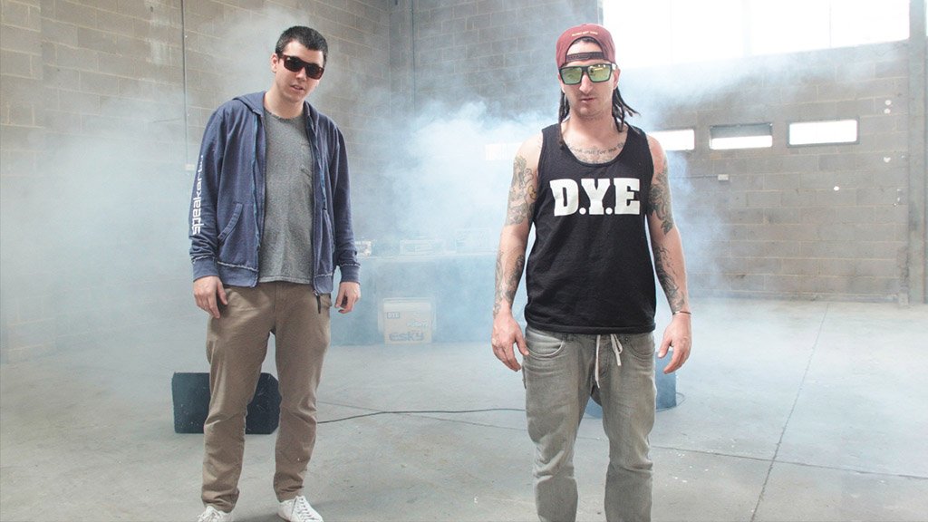 HappyMagTV's tweet photo. .@The_DYE_ announce their first interstate tour https://t.co/IQQwOfPUgj #tour #aussiehiphop https://t.co/ELQylikXxZ