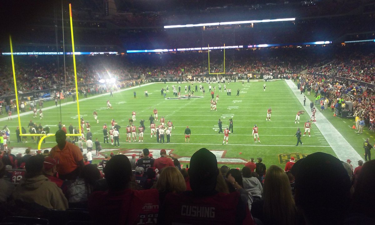 TheDDoherty's tweet photo. If we were at Gillette we would be jam Bush right about now.  #35:22 https://t.co/XtlHqt8rTu