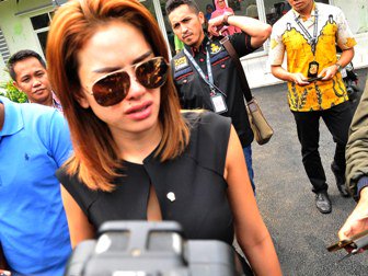 Metro_TV's tweet photo. [Populer] Nikita Mirzani Dianggap Jadi Korban, Ada Apa? https://t.co/NAhNLsWO0U https://t.co/GtLRjgKIj7