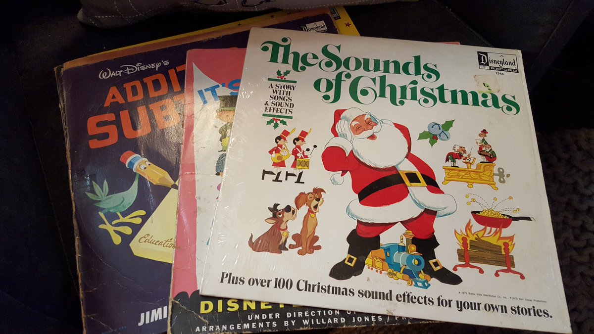 zzgator's tweet image. I may not get anything else done tonight. #newrecordplayer