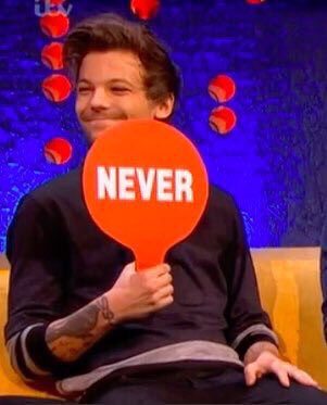 reddie4larry's tweet photo. school: so now you can finally shut up about one direction 
Me:
#ThisIsNotTheEndOfOneDirection #1DWeAreYourTeam https://t.co/BiTbszrGFt