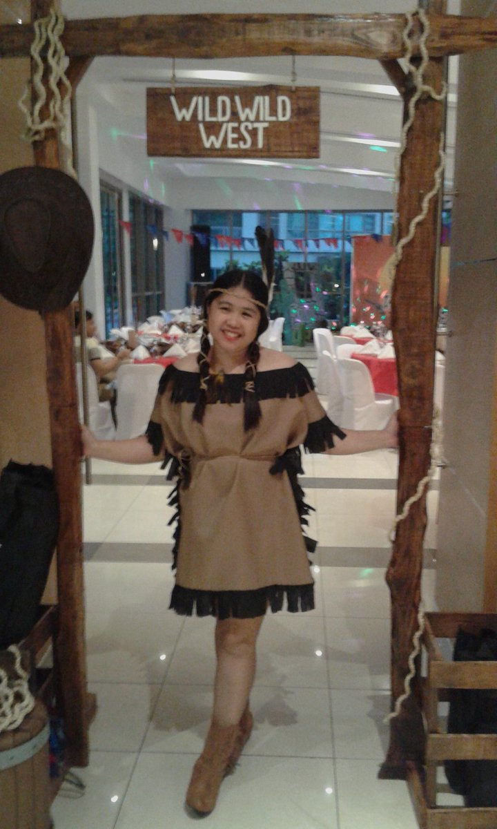 Xyle861's tweet photo. Wild wild west #AirSWIFT  christmas party
- pocahontas
#FlyWithFriends 
#AirSWIFT https://t.co/Yo9fdFdz3T