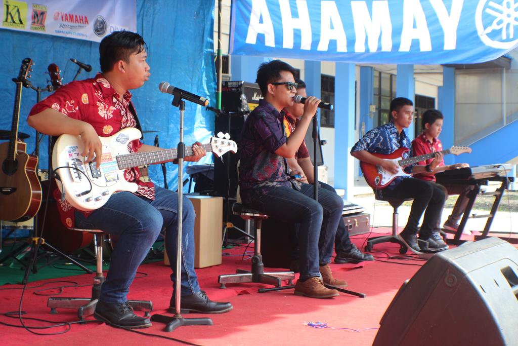 Flazz_Project's tweet image. Perform Dadakan @FakultasTehnikUnlamBanjarbaru