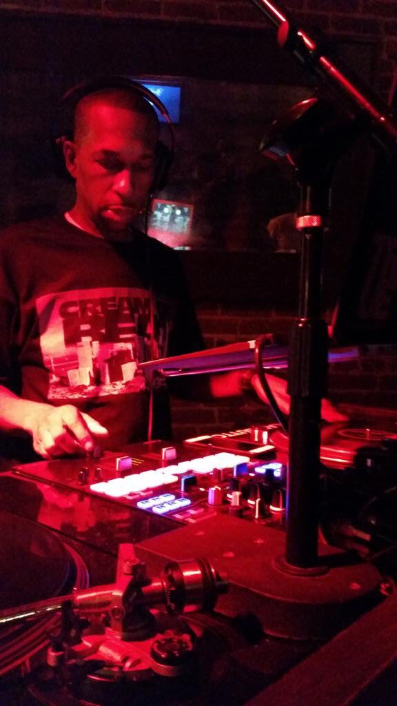 supremedj's tweet image. #deepconcentration #BeatsbySupreme #inthemix #djlife @liegeoakland #CreamofBeat