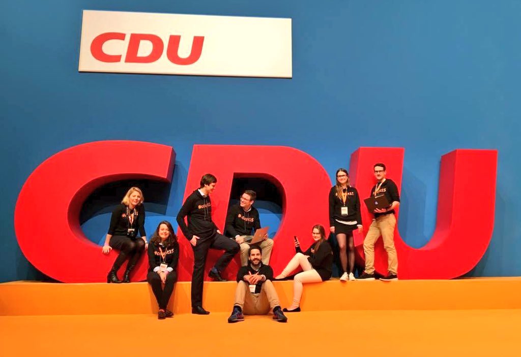 teamdeutschland's tweet photo. Guten Morgen! 10:30 Uhr geht es endlich los. Unser teAM ist bereit - seid ihr auch schon wach? #cdupt15 https://t.co/Udx3PbfOp9