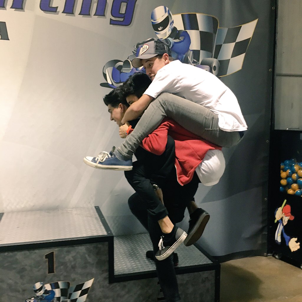 christiand's tweet photo. Real friendship is carrying your friends to the top even if they finished last💯 @camerondallas @iamdanielskye https://t.co/0VH0Y2gMMg
