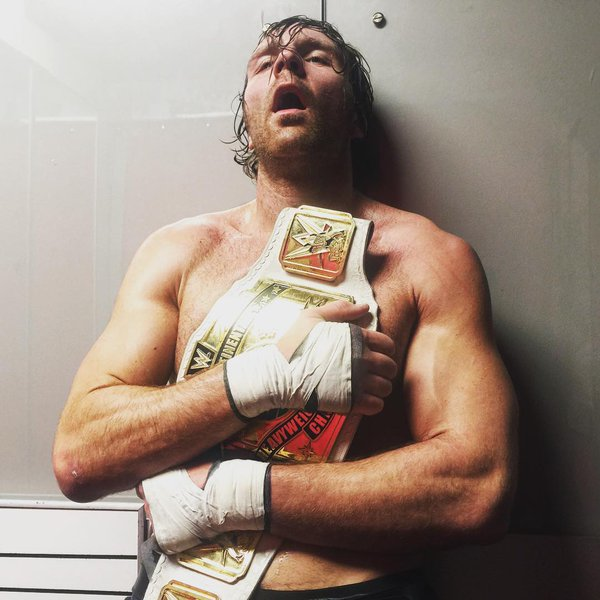 _xoArixo_'s tweet photo. This is actually real everybody. #WWETLC #DeanIsChamp https://t.co/cdLQudAXLN