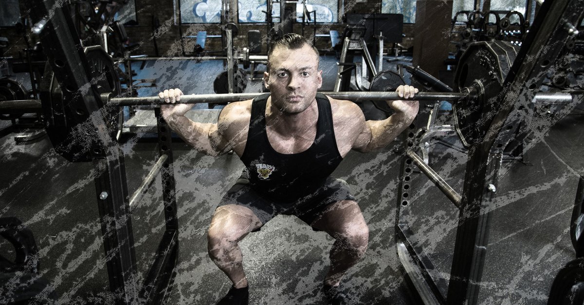 muscle_fitness's tweet photo. Forget about abs. This winter mass workout is about all-around strength! https://t.co/IT3sMzgd51 https://t.co/MR7xixCvCo