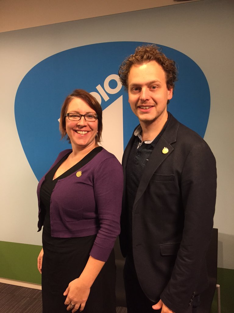 dvdbuijs's tweet image. Jawel ook @ruthroets en ik houden een warme week op @radio1be en @aycoduyster komt straks langs! #warmsteweek