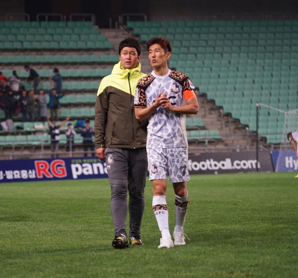 안녕은 영원한 헤어짐은 아니겠지요.