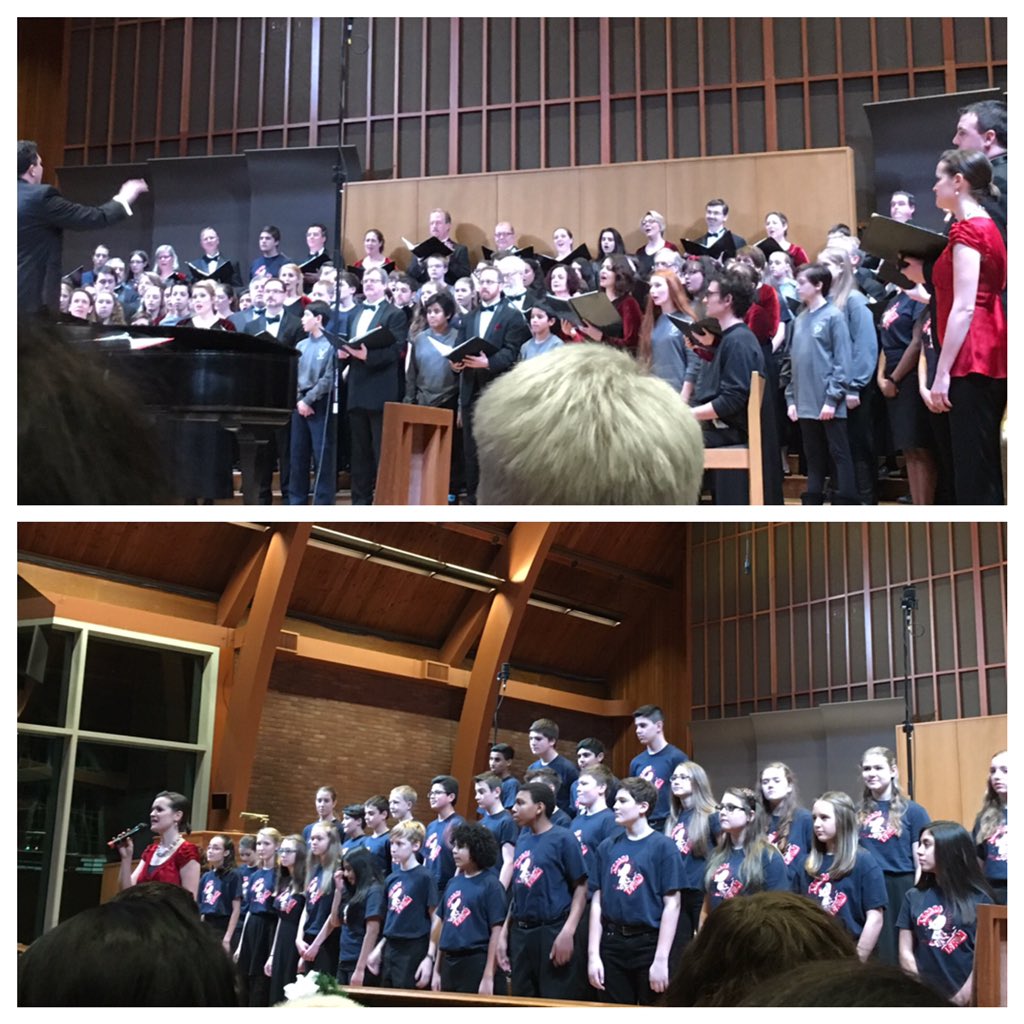 PoynterMS's tweet photo. The advanced choir did an amazing job tonight singing at a professional holiday concert in pdx. #GotSkills https://t.co/FHLzxamBNF