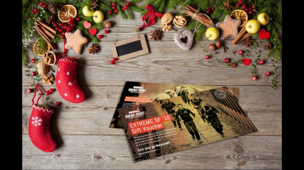 Break_PointUK's tweet photo. Our little Elves are so excited to be dispatching these today. Only a few left. Guarantee your place! @FoxyandOllie https://t.co/Fh5C0NC5Bp