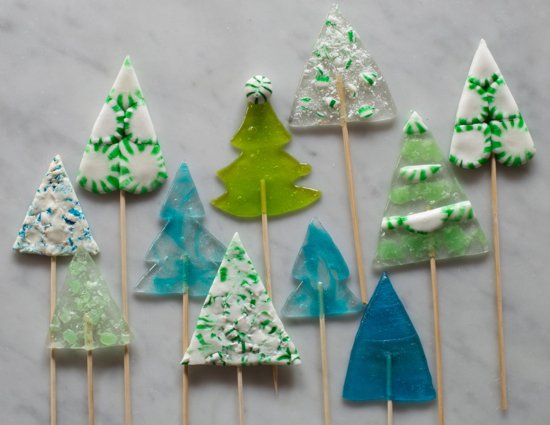 Momfilter's tweet photo. How-to Triangle Tree Pops from Jodi Levine: https://t.co/4BFEC3xHyh https://t.co/pwIcdzb7JO