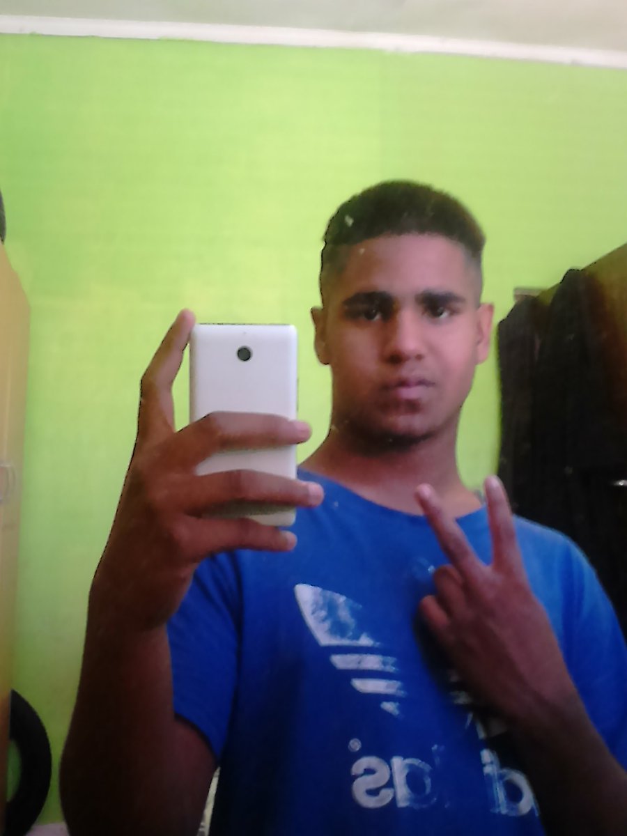 ismailfadhl's tweet photo. My new hair style https://t.co/pZLXSGBHeU