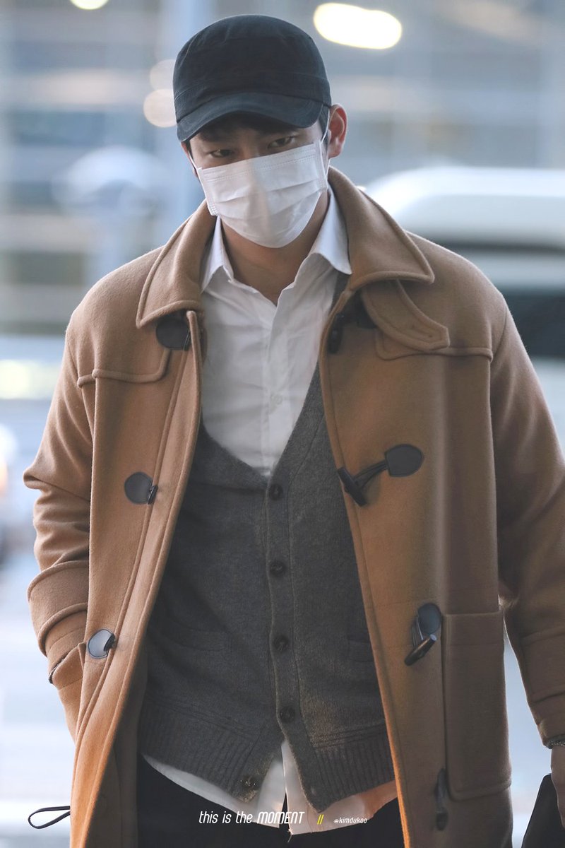 151213 인천공항 출국 #서인국 
i.imgur.com/moaN5jT.jpg
i.imgur.com/YTZsqjh.jpg