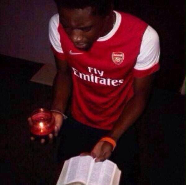 Al_Ra_At's tweet photo. Arsenal, officiellement équipe maudite depuis 2010. #FiniAvantDavoirCommencé #LDC #DCD https://t.co/EfNsmGKN6P
