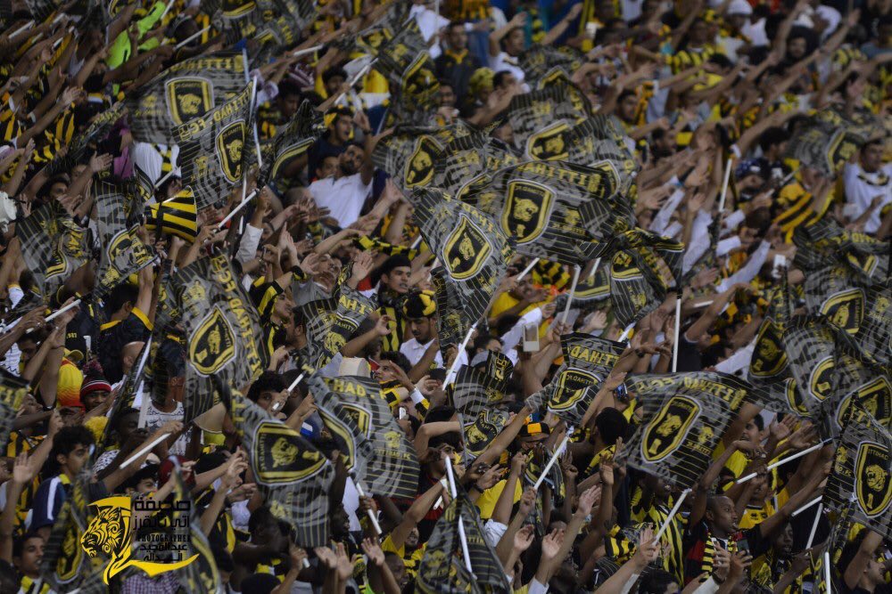 #مباشر_اتي_تايقرز |
بدأ قبل قليل بيع تذاكر كلاسيكو #الاتحاد_النصر في شبابيك تذاكر ملعب الملك فهد ، كونو في الموعد 💛💛