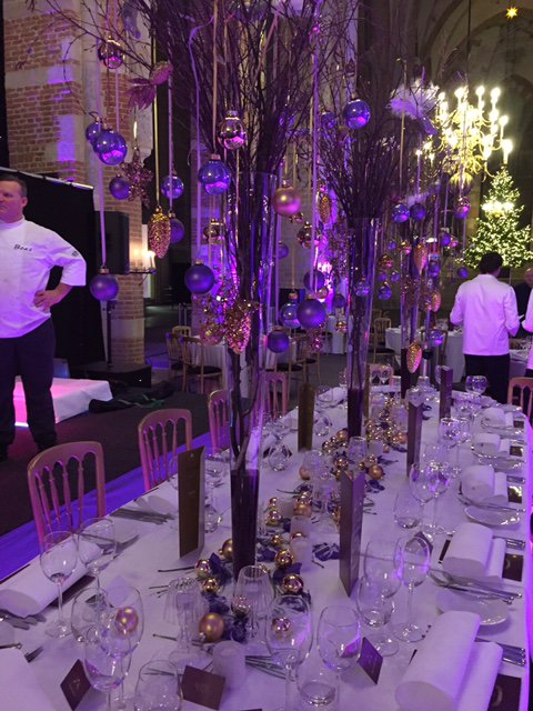Kerstdiner op een prachtige locatie in Deventer <a href="/DeventerCircuit/">Deventer Circuit</a>  @Lebuineskerk.