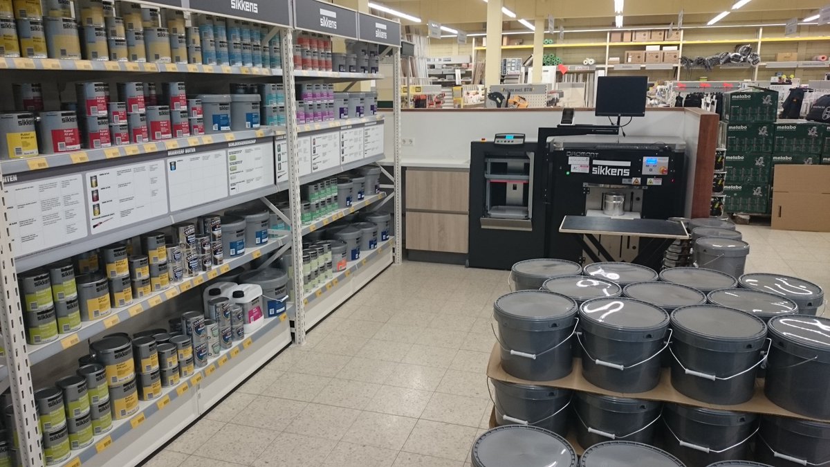 Nieuw assortiment #schildersgereedschap en #lakken, #verven, #beitsen geheel op kleur laten mengen! <a href="/SikkensNL/">Sikkens Bouwverven</a>
