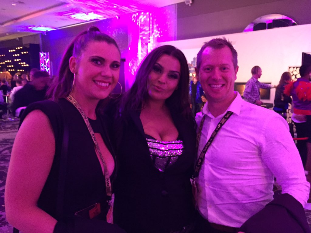 Danielle86_'s tweet image. #XFactorFinal #VIPAfterParty #TalkTalkXFactor @TheXFactor 🎉🎉 @TotalExistence