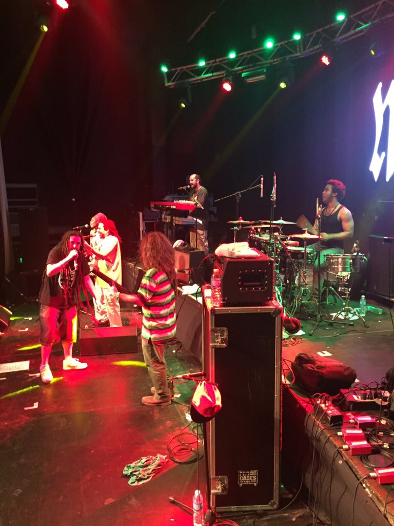 CaracasReggae's tweet photo. @MorodoStyle en #Argentina sala #groove el #12Dic #reggae #okumélions #ContinuousFyah #Buenosaires @MAD91Familia https://t.co/cdL1Tb220d