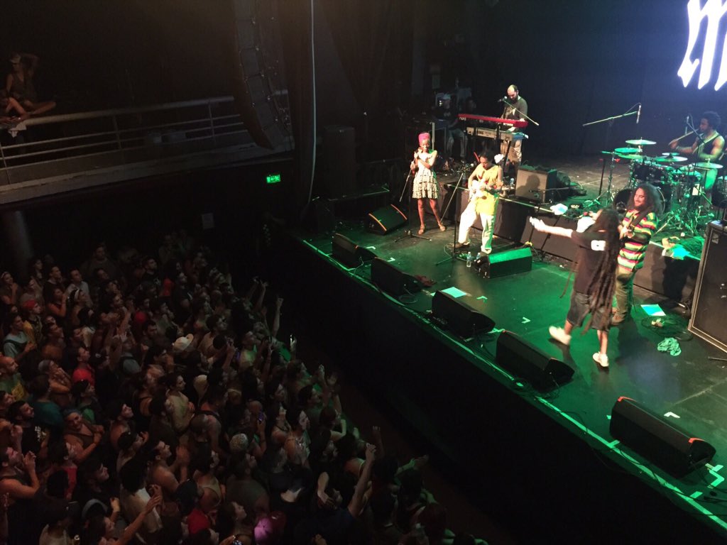 CaracasReggae's tweet photo. @MorodoStyle en #Argentina sala #groove el #12Dic #reggae #okumélions #ContinuousFyah #Buenosaires @MAD91Familia https://t.co/cdL1Tb220d