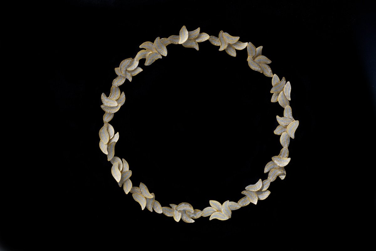 GoldsmithsCo's tweet photo. Goldsmiths' Fair exhibitor Catherine Martin picks #essentialclassics on @BBCRadio3 all week: https://t.co/kaJMpr2kFn https://t.co/i3HKwRgyO4