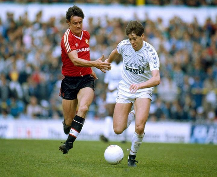 A very happy birthday to former Spurs Chris Waddle! Have a great day, Chris!      
