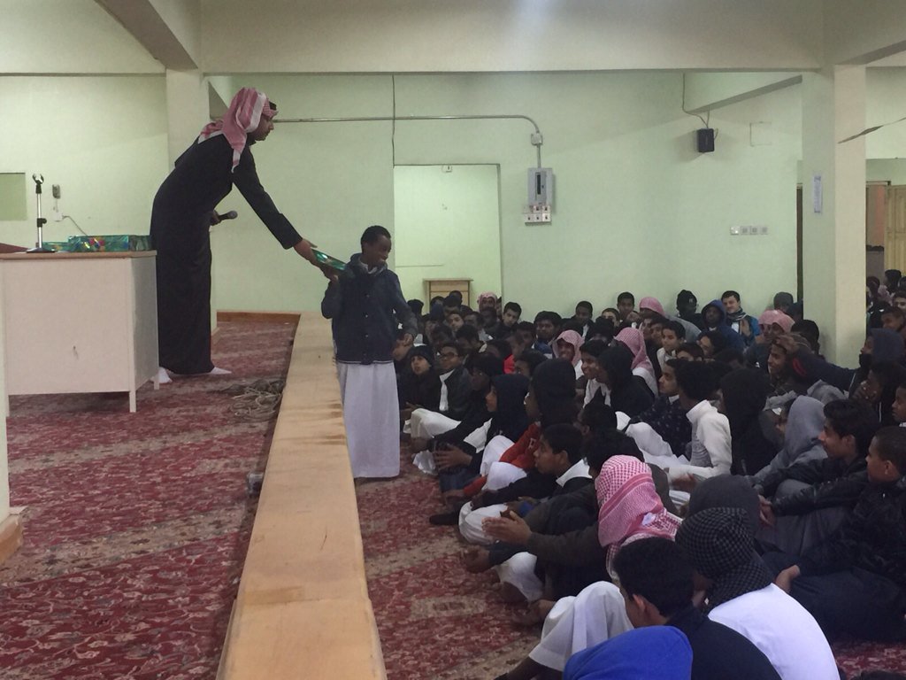 turkialghurairi's tweet photo. #فطن
محاضرتي اليوم التي حضرها 500 طالب تقريباً…
عن "حرمة دم المسلم" وكيفية استقطاب الشباب للإرهاب
كان التفاعل جميل 👍 https://t.co/xt48BgrYtr
