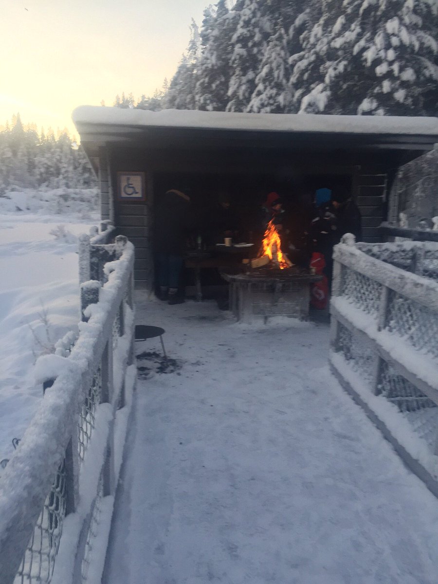 trainprestige's tweet photo. #apprentices day out over the weekend.@eispossible 
#arvidsjaur #swedishlapland #seeitdifferent https://t.co/BXw9VoumEl