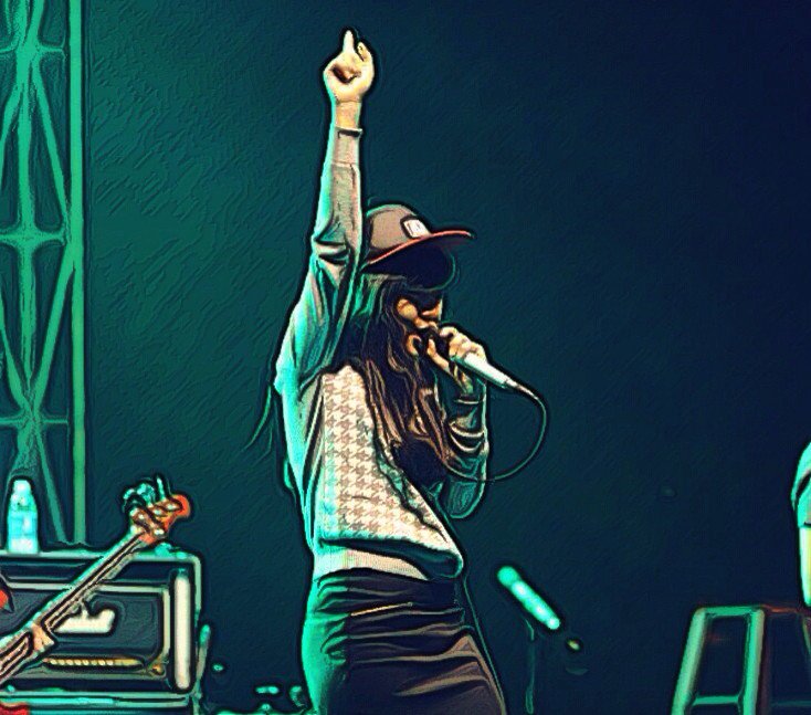 inarifoxmusic's tweet photo. Di @SmadagaskarSolo kita akan berkolaborasi bersama salah satu vocalist idola kita. 
Siapa dia? 😁 https://t.co/SzJaPqOXQ9