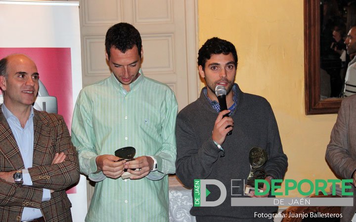 eldeportedejaen's tweet photo. Entrega de premios del Máster Final. Aquí podéis ver la fotogalería del acto del sábado: https://t.co/9sS2sZW02K https://t.co/MyZFSqOeUf