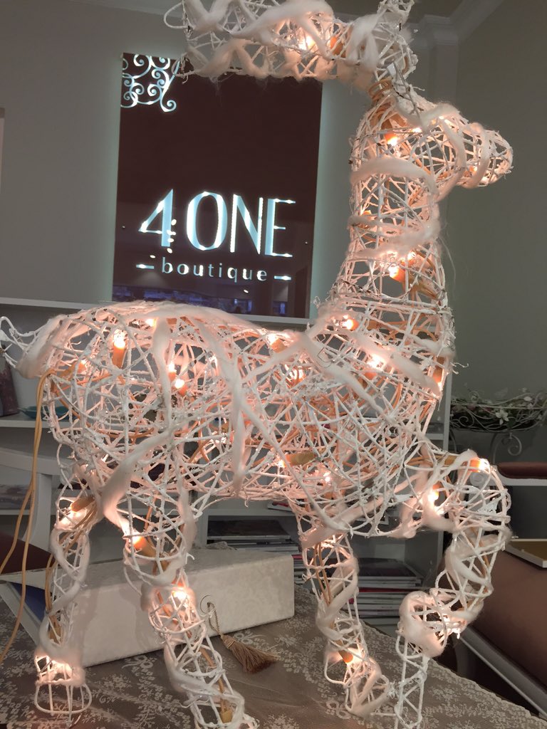 Güzel komşumuz @believeinlove_boutique sahibi Hilal'e hediyesi için çok teşekkürler 🎄✨🎅🏻 Mağazamızdaki Rudolf 🤗