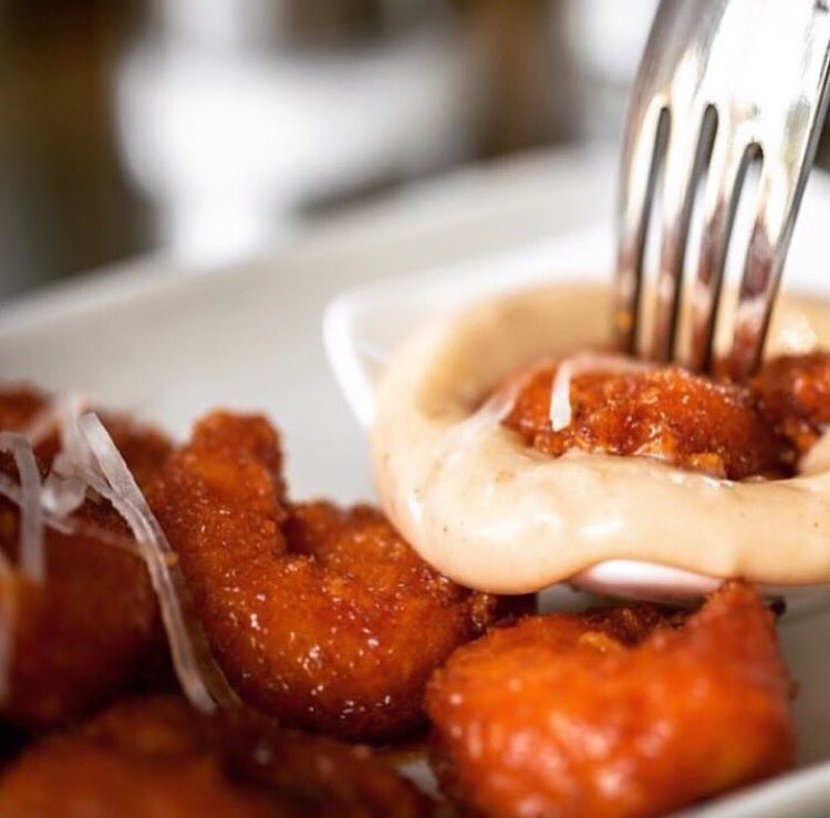SauceKuwait's tweet photo. ميبل غل��زد الربيان .. شي جبااار 😍😍
.
Maple Glazed Shrimps .. Incredible stuff 🔥🔥 https://t.co/DFORzsmI1s