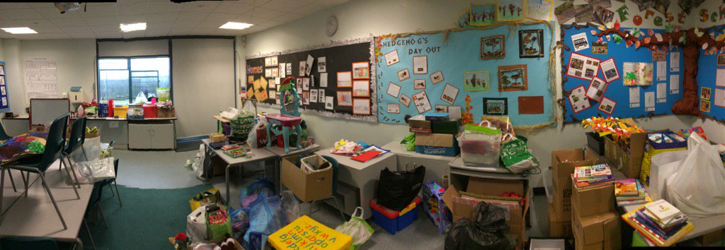 WillowtownPri's tweet image. Come to our Christmas Fayre Thursday 17th December, there's lots of goodies on offer.