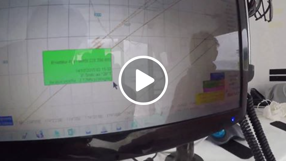 idecsport's tweet image. #IDECsport a perçu l’écho radar d’un autre bateau… le #MaxiTrimaran Spindrift 2 youtu.be/m2iqPupOQho