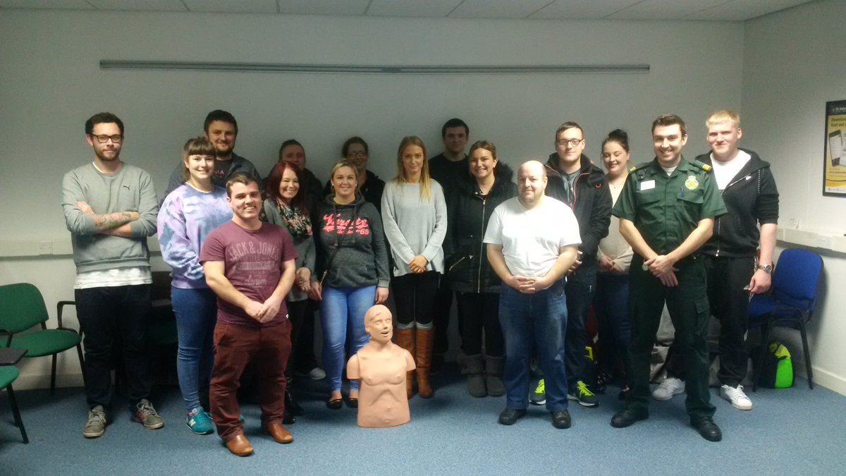 WelshAmbulance's tweet photo. Congrats to our newly qualified #CommunityFirstResponders for #Cardiff #ValeofGlamorgan. https://t.co/wXUYyPh9rq https://t.co/0Z1r6JO1hJ