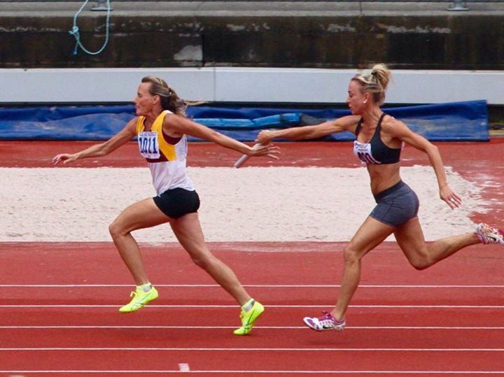 Barnes_mi's tweet image. @garybarnesy 's auntie Julie- world champion master sprinter!!!🏃🏽💨#fastover40