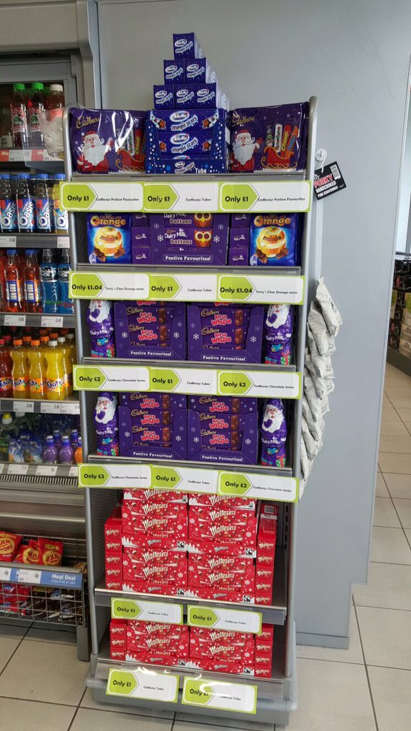 WorthingMyLocal's tweet image. Getting ready for the Christmas parties with lots of great offers!!!! #Christmas #chocolate #beer #MyLocal