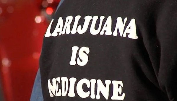 MME_RALEIGH's tweet photo. Medical #Marijuana users rally support to change laws:
https://t.co/sC4lX94igp via #cumberlink
#cannabis #MME https://t.co/YiFEkOId5H